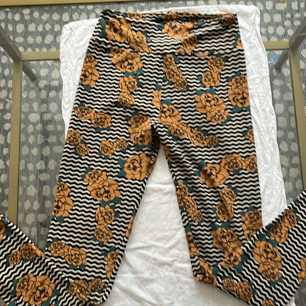 Lularoe multi color leggings